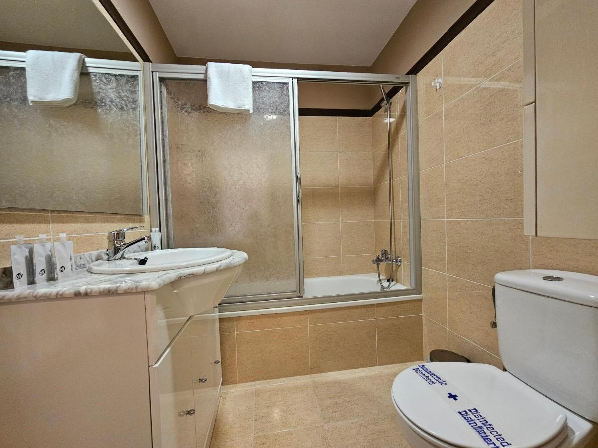 13B01 Apartamento Con Terraza Y Garaje Ribadesella Exterior foto